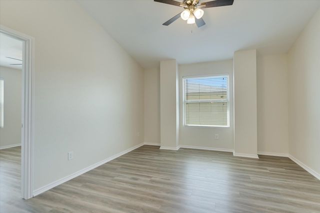 210 Anacua LOOP, Austin, TX 78652