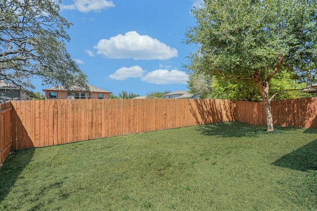 210 Anacua LOOP, Austin, TX 78652