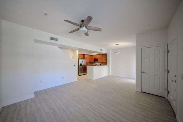 3935 E Rough Rider Road Unit 1129, Phoenix, AZ 85050