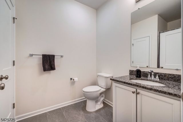 734 Station Rd, Dunellen Boro, NJ 08812