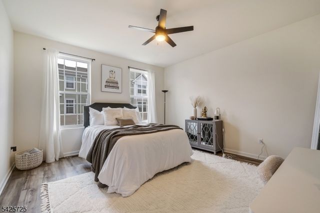 734 Station Rd, Dunellen Boro, NJ 08812