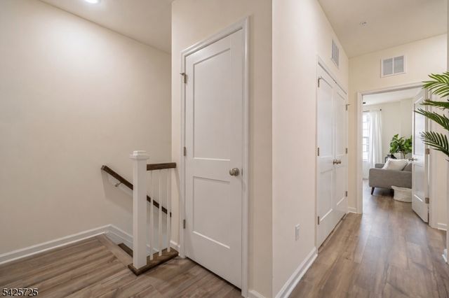 734 Station Rd, Dunellen Boro, NJ 08812
