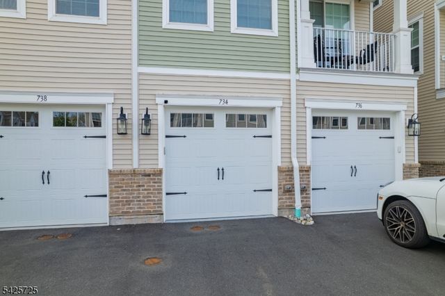 734 Station Rd, Dunellen Boro, NJ 08812