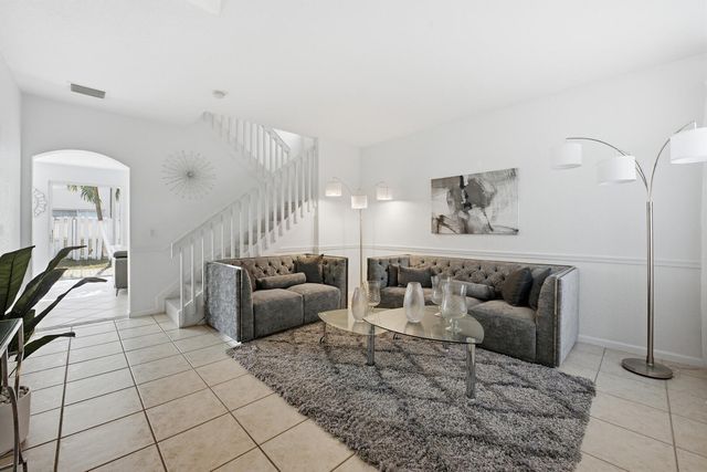 4162 Winnipeg Way, West Palm Beach, FL 33409