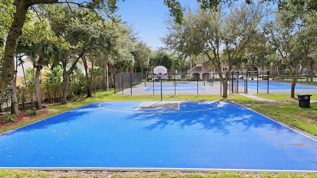 4162 Winnipeg Way, West Palm Beach, FL 33409