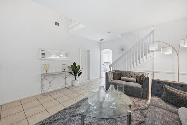 4162 Winnipeg Way, West Palm Beach, FL 33409