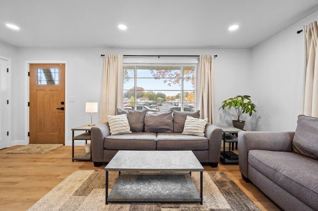 7601 Elliot Avenue S, Richfield, MN 55423