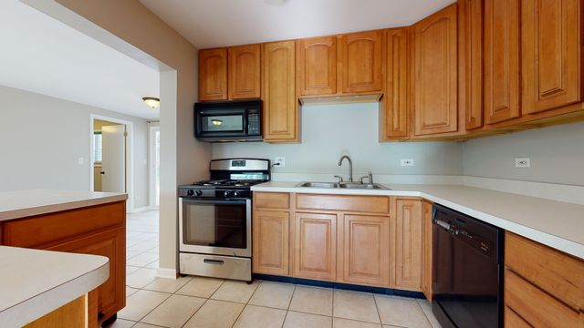 115 Princeton Street, Hoffman Estates, IL 60169