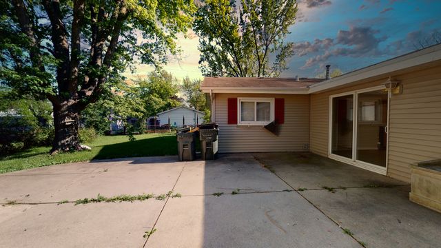 115 Princeton Street, Hoffman Estates, IL 60169