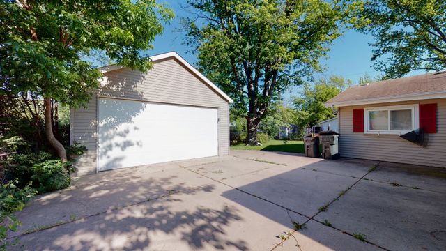 115 Princeton Street, Hoffman Estates, IL 60169