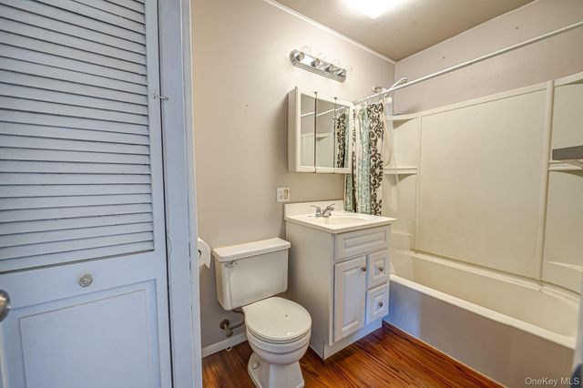 410 3rd Avenue, East Northport, NY 11731