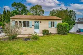 410 3rd Avenue, East Northport, NY 11731