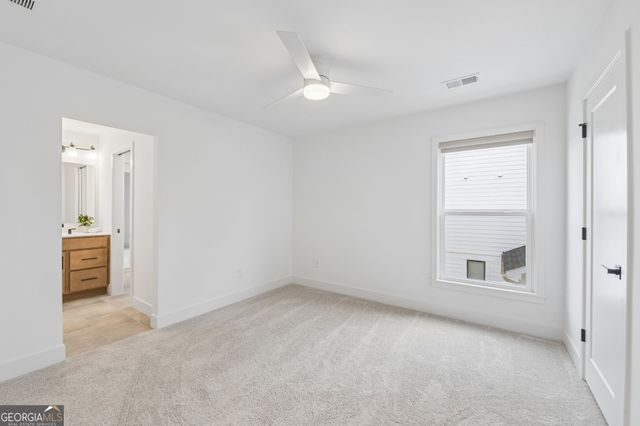 152 Clear Lake Parkway, Hoschton, GA 30548