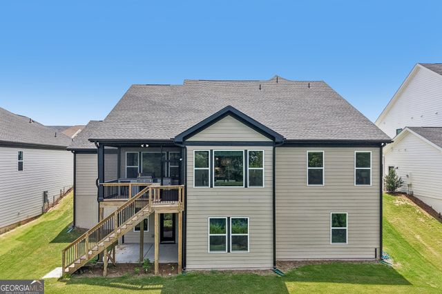 152 Clear Lake Parkway, Hoschton, GA 30548