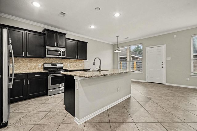 2502 Flowing Palm Lane, Fresno, TX 77545