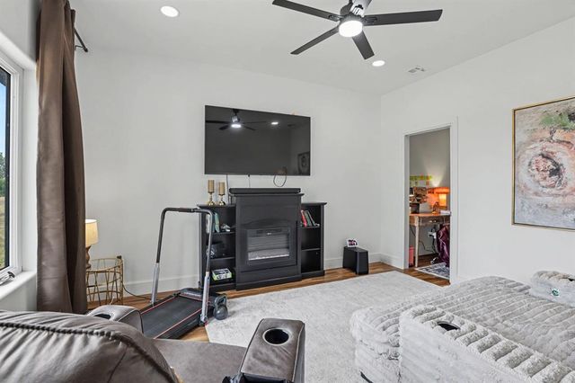 13040 Skyland Drive, Yukon, OK 73099