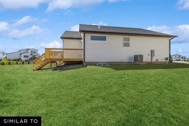 1906 E Clinton Place, Indianola, IA 50125