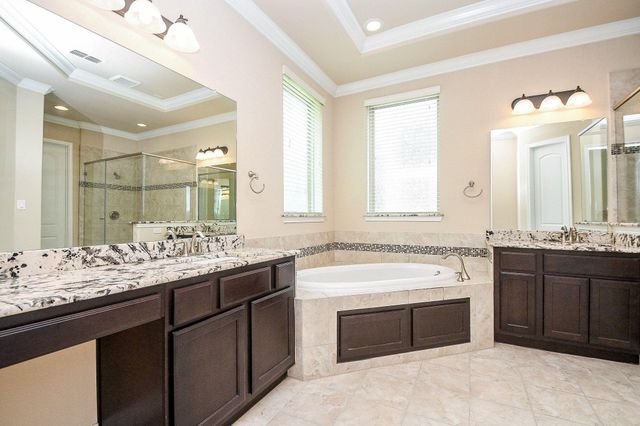 4807 Legend Creek Drive, Fulshear, TX 77441