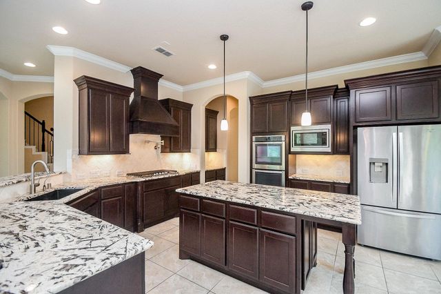 4807 Legend Creek Drive, Fulshear, TX 77441