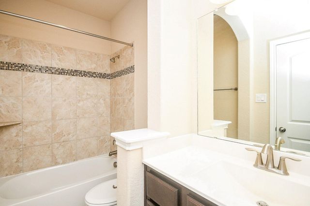 4807 Legend Creek Drive, Fulshear, TX 77441