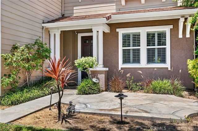 26525 Craftsmen Court, Saugus, CA 91350