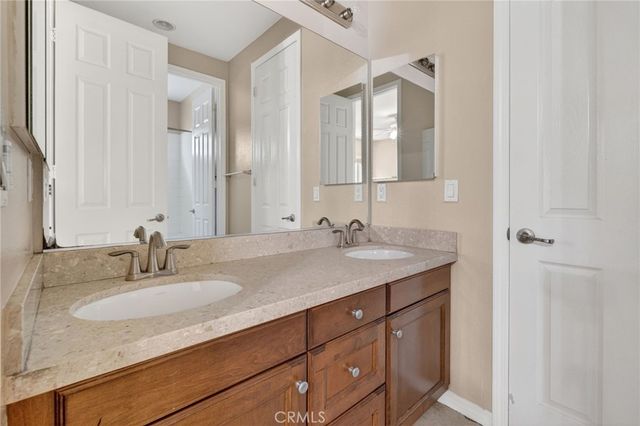 26525 Craftsmen Court, Saugus, CA 91350