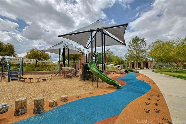 26525 Craftsmen Court, Saugus, CA 91350