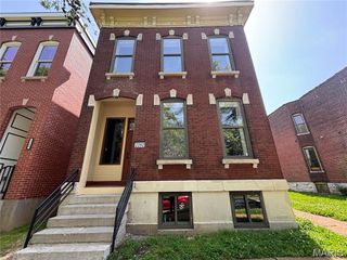 2262 S Jefferson Avenue, St Louis, MO 63104