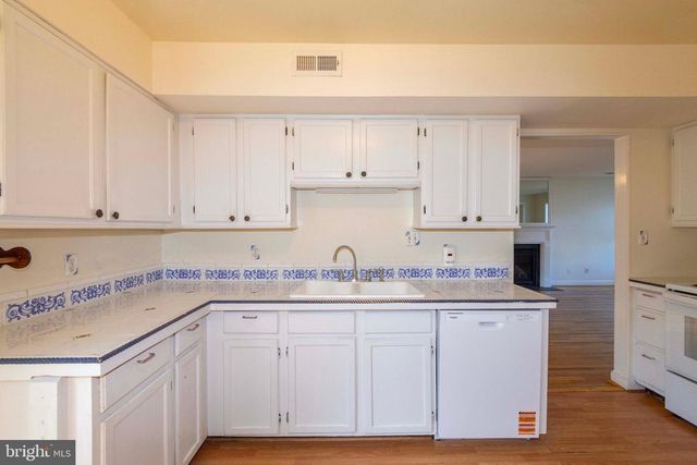 656 ROCKY KNOLL ARCH, Culpeper, VA 22701