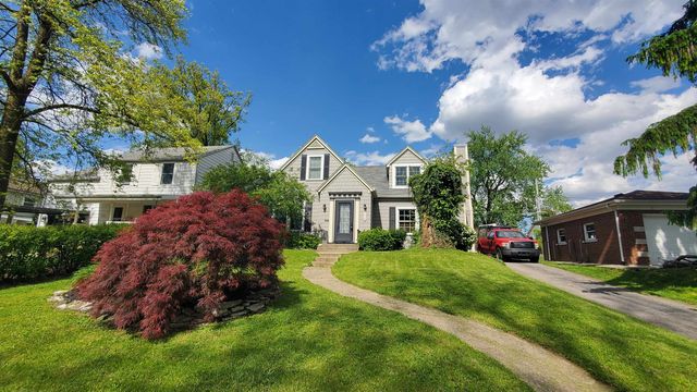3218 Eastbrook Drive, Fort Wayne, IN 46805
