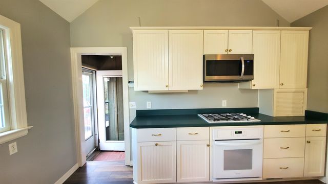 3218 Eastbrook Drive, Fort Wayne, IN 46805