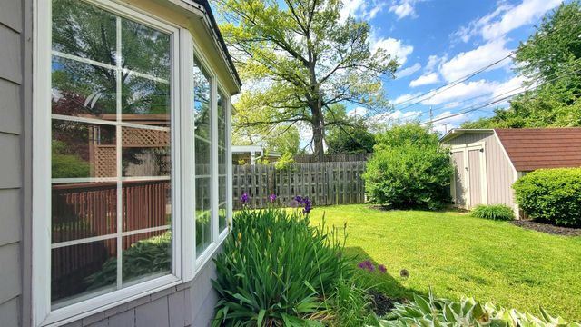 3218 Eastbrook Drive, Fort Wayne, IN 46805