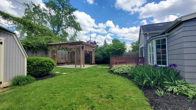 3218 Eastbrook Drive, Fort Wayne, IN 46805