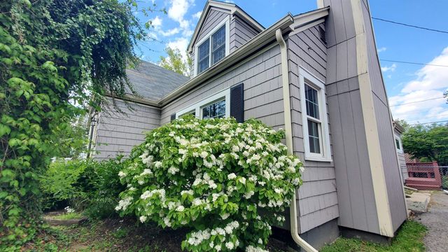 3218 Eastbrook Drive, Fort Wayne, IN 46805