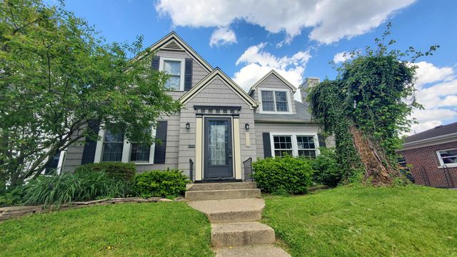 3218 Eastbrook Drive, Fort Wayne, IN 46805