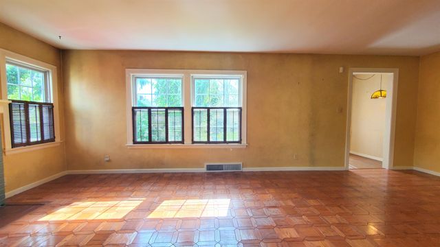 3218 Eastbrook Drive, Fort Wayne, IN 46805