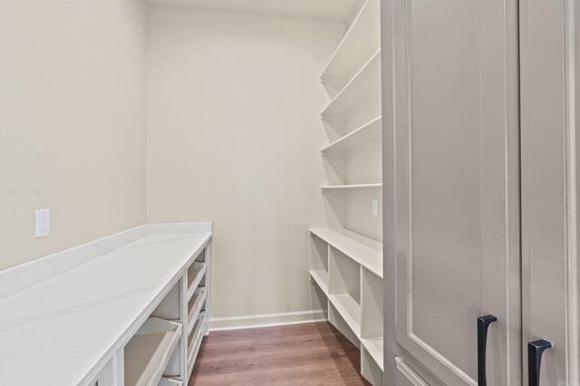 1806 Secretariat Way, Searcy, AR 72143