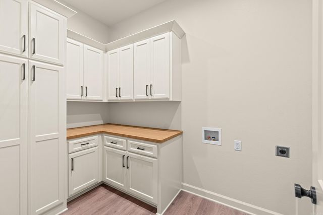 1806 Secretariat Way, Searcy, AR 72143