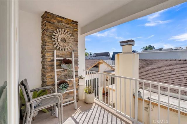 331 Walnut Street, Newport Beach, CA 92663