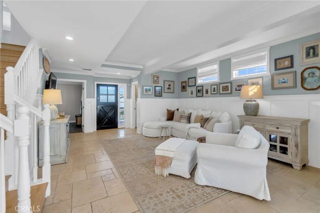 331 Walnut Street, Newport Beach, CA 92663