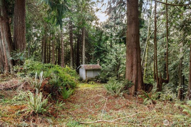 4282 Witter Road, Langley, WA 98260