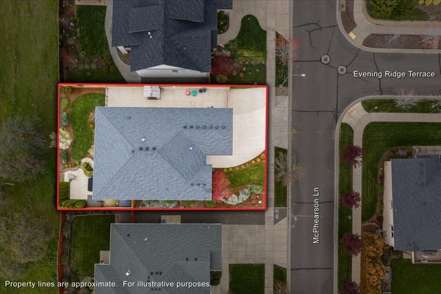 1025 McPhearson Lane, Medford, OR 97504