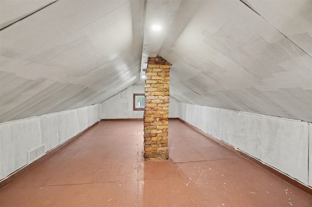 133 E 20th Street, Holland, MI 49423