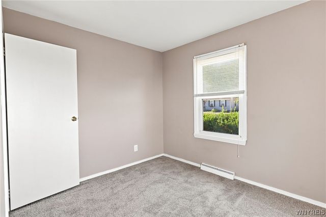 250 Desmond Drive, Tonawanda, NY 14150