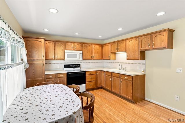 250 Desmond Drive, Tonawanda, NY 14150