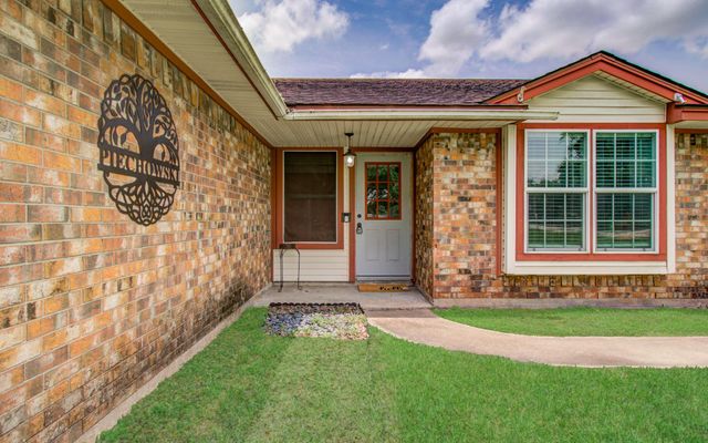 7594 County Road 684c, Sweeny, TX 77480