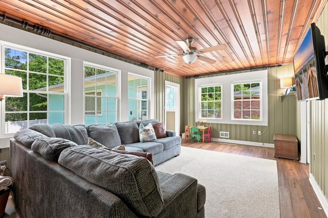 2415 Redwood St., Georgetown, SC 29440