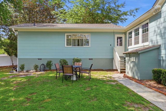 2415 Redwood St., Georgetown, SC 29440