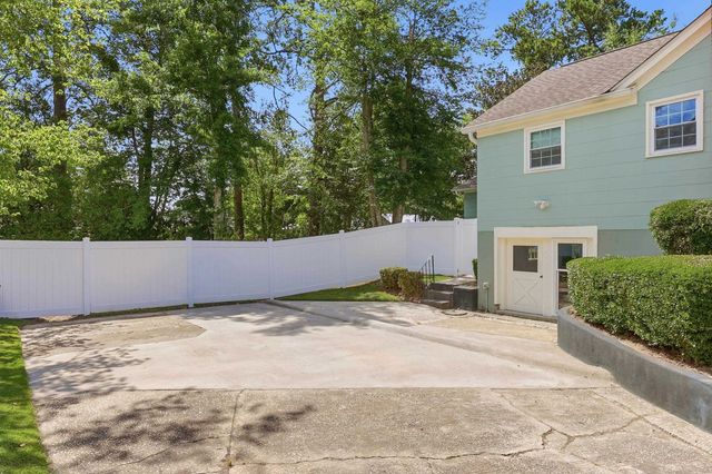 2415 Redwood St., Georgetown, SC 29440