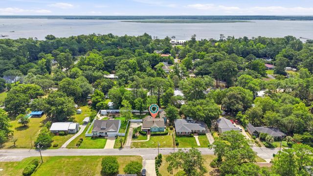 2415 Redwood St., Georgetown, SC 29440